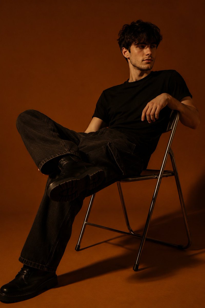 Profile / Avatar - Moody Studio Portrait Photography